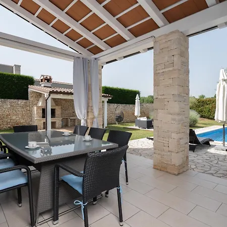 Malis Villa *